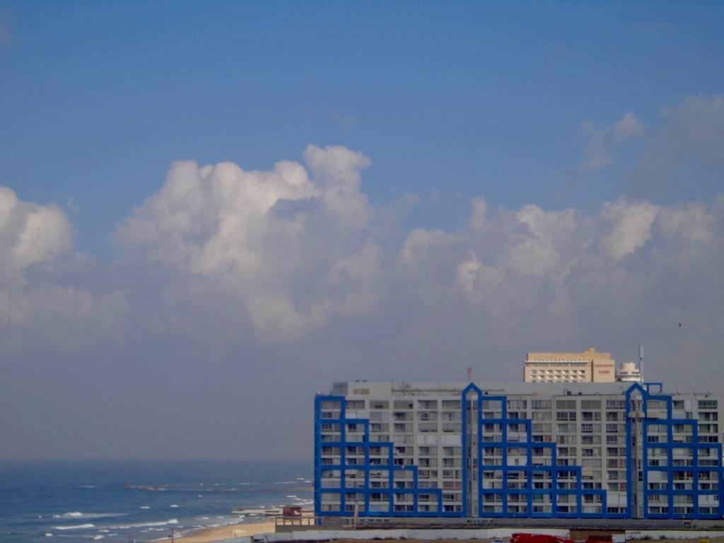 Perfect Sea View Lejlighed Bat Yam Eksteriør billede